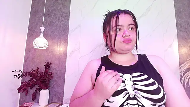 Vicky-Mooree webcam