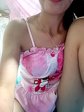 MilkShow live cam on StripChat