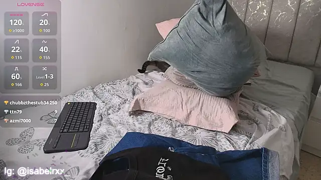 IsabelCortes webcam