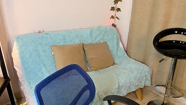 Rebeca_Marchetti live cam on StripChat
