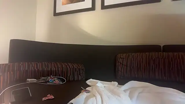 Squirtlegirly webcam
