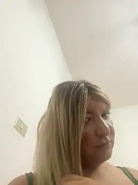 mistressRoroKSA webcam