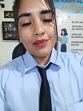MAYE__13 live webcam show