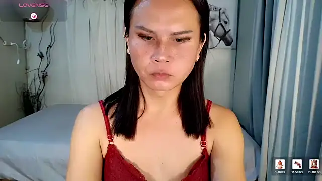 holly_bitch webcam