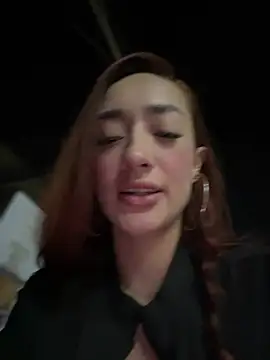 ariiel_ live cam on StripChat