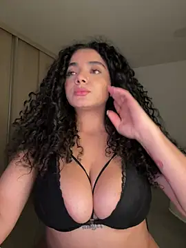 Curlyierr webcam