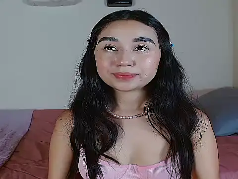 SiennaLorens webcam