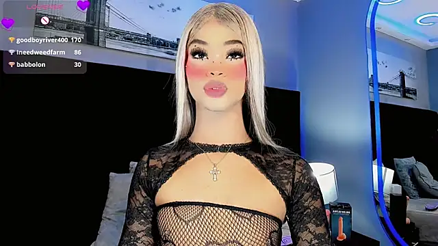 Kornylovee webcam