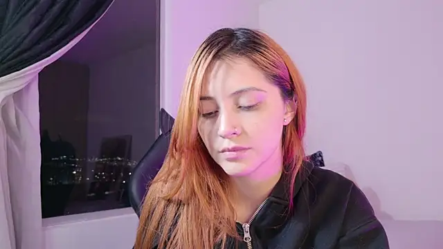 annie_mora webcam