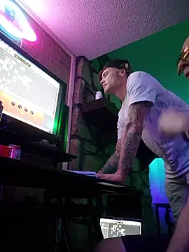 chronic_vibez live sex cam