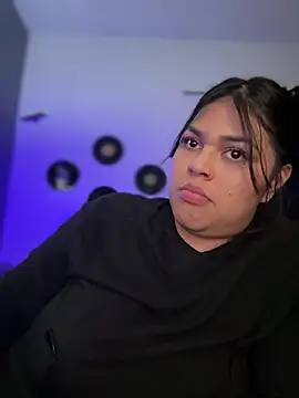 miacanela_xo webcam