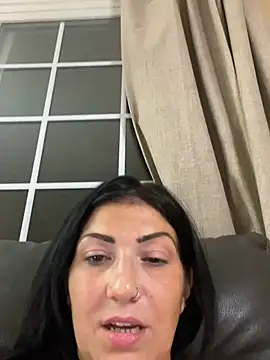 LittleMissEeve live cam