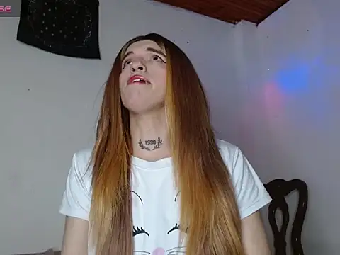 Scarlett_crastrawberry webcam