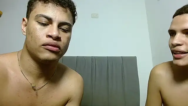 Jose_And_Daniel webcam