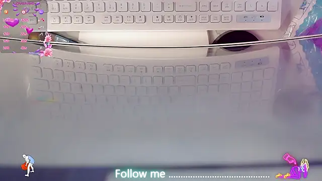 AnnieGOld_ webcam