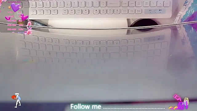 AnnieGOld_ webcam