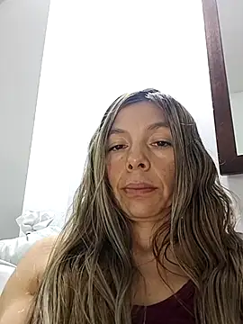 estrella_tasty live cam on StripChat