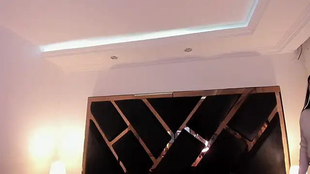 SusanVilla live cam on StripChat