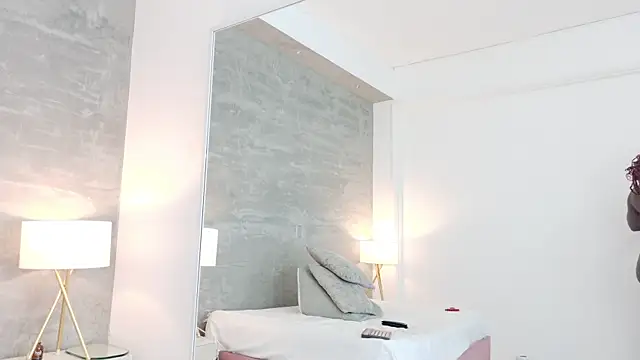 Alaia_Colins webcam