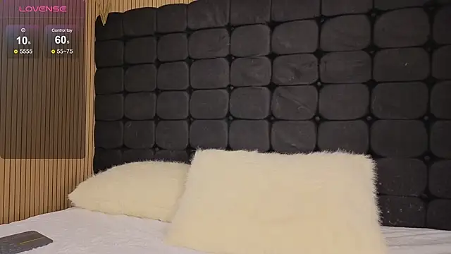 Emma-Burning webcam