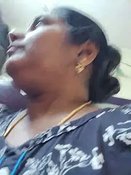 yamini1431 live webcam show
