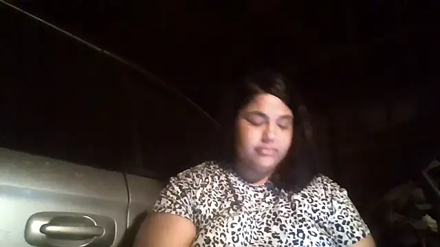 1n0nlythroat webcam