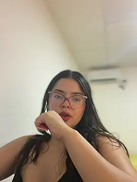 Valentina2390 webcam