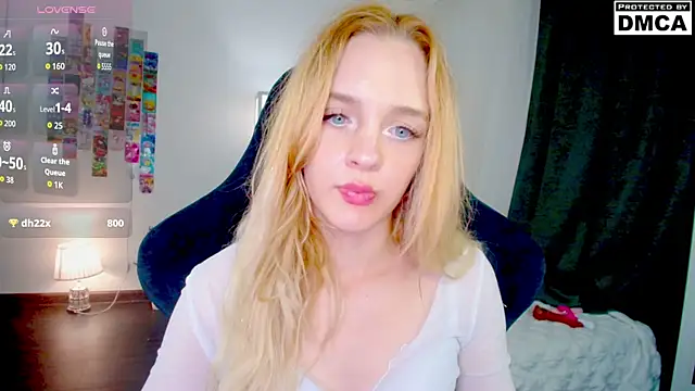 Aliceglass__ webcam
