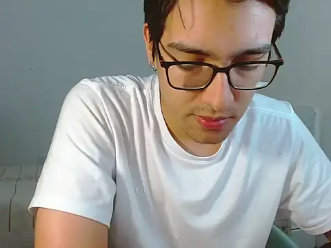NickFin webcam