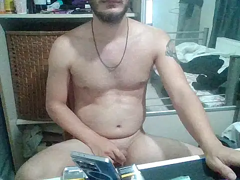Guitarist-man webcam