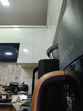 Sexy-Konika webcam