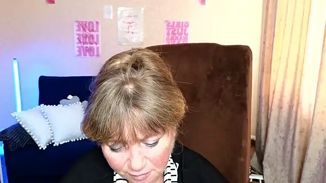 Melania_Cook webcam