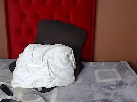 African_Busty webcam