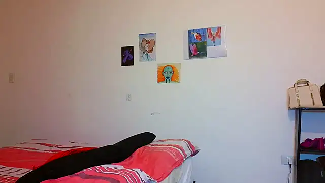 kendrafarq webcam