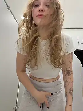 RussianWoman webcam