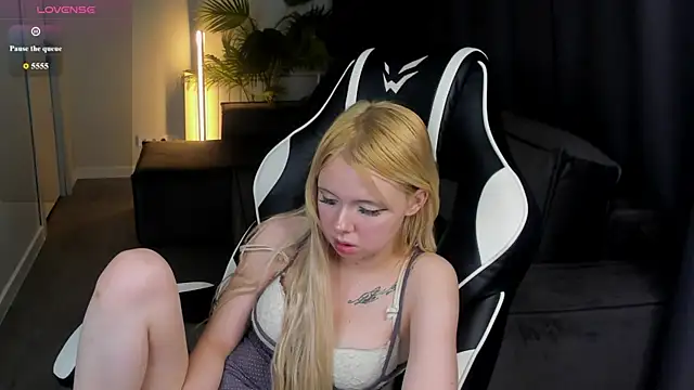 Edna_Martin webcam