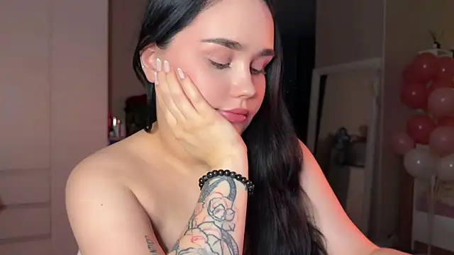 lola_raze webcam