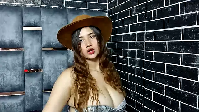 TaliaSkyx21 webcam