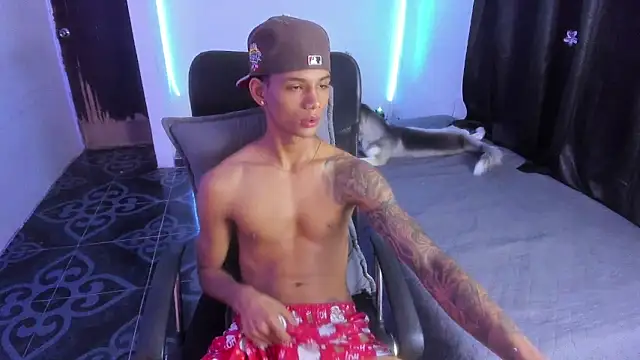 leo_bigconk1246 webcam