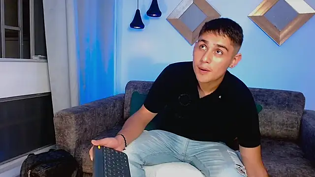 ElianCruzz webcam