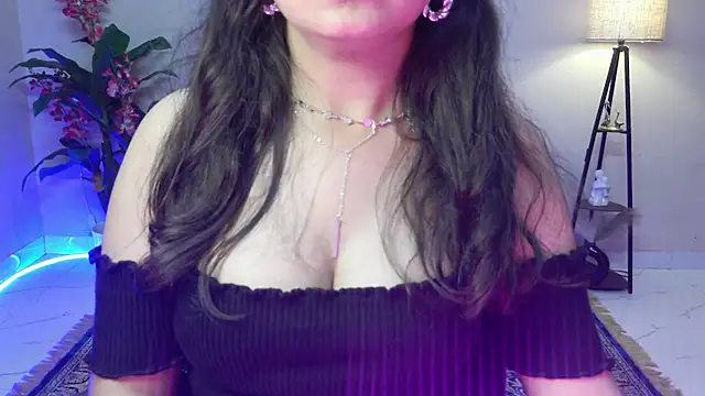 NoNude_Love webcam