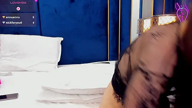 tenny_shy webcam