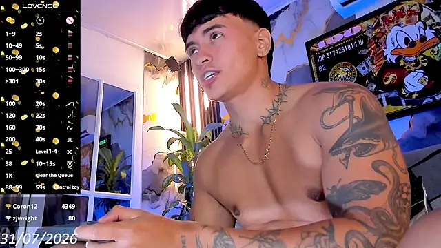 Ftm_xxxperiencie webcam