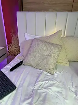 Rossie_Blooms webcam