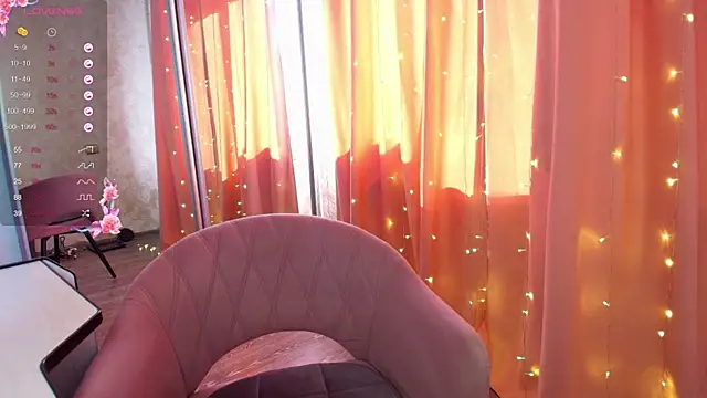 Mia_Bows webcam