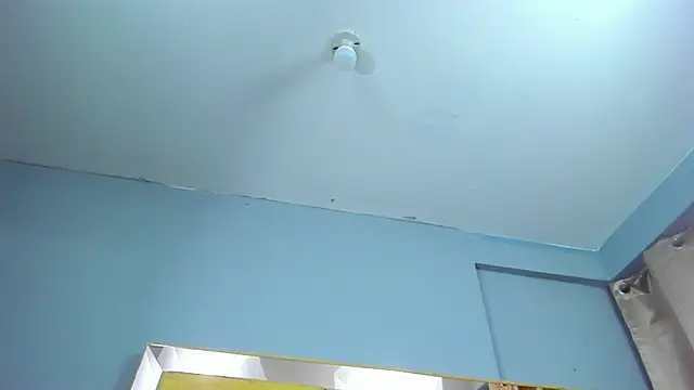 alahiaevanz's live room