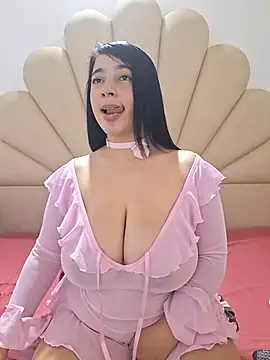 naomi_020 live webcam show