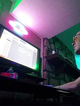 chronic_vibez live cam on StripChat