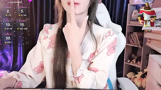 Your-Sunshinee live cam on StripChat
