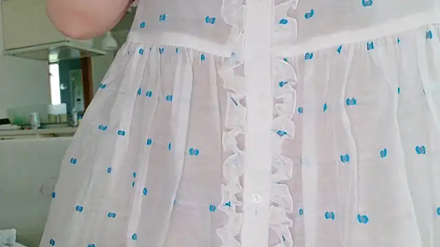 SUZU_1201 live webcam show